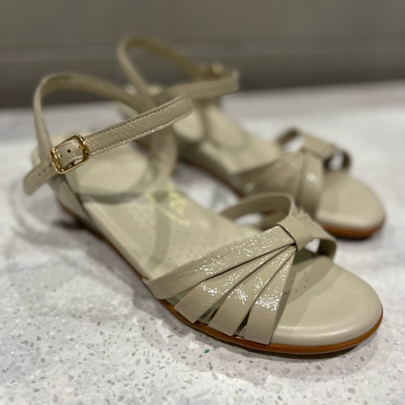 SAS Sandles. 8 WW - Picture 2 of 13